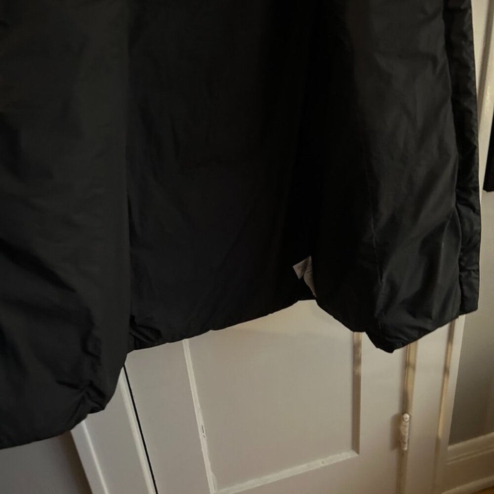 Patagonia Black Down Puffer Parka Women's Size Small - Picture 7 of 14
